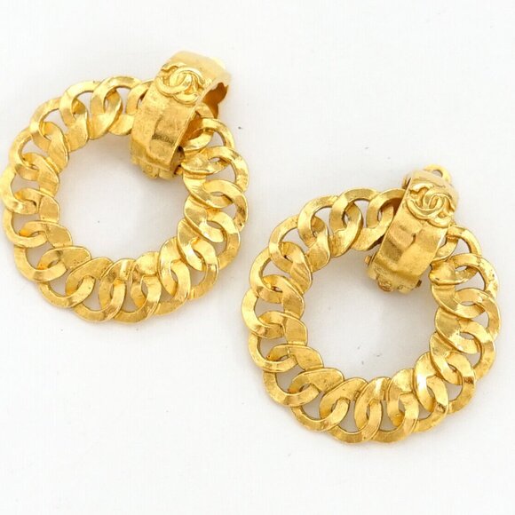 CHANEL CC Logos Hoop Circle Clip-On Earrings Gold Tone 96P Auth w/Box - Picture 8 of 16
